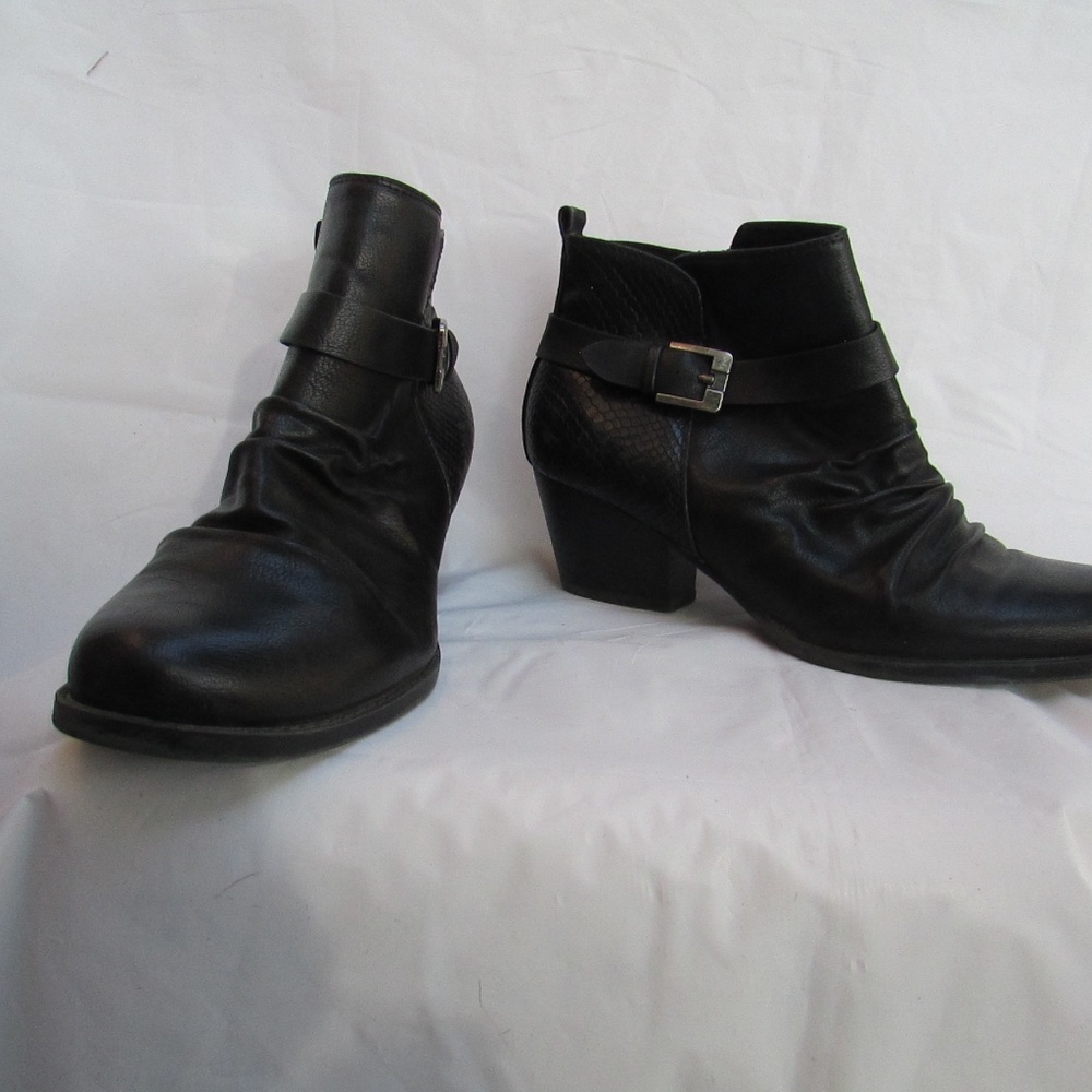 Baretraps Rebel ruched buckle block heel booties.